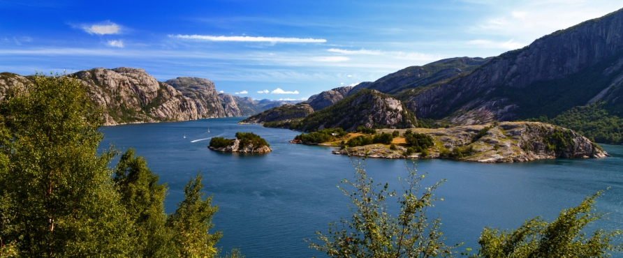 Genießen SIe die Fahrt durch den Oslofjord.