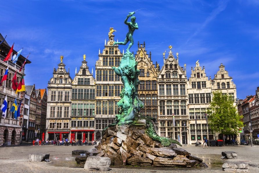 Der zentrale Grote Markt in Antwerpen befindet sich in der historischen Altstadt und ist eine echte Sehenswürdigkeit.