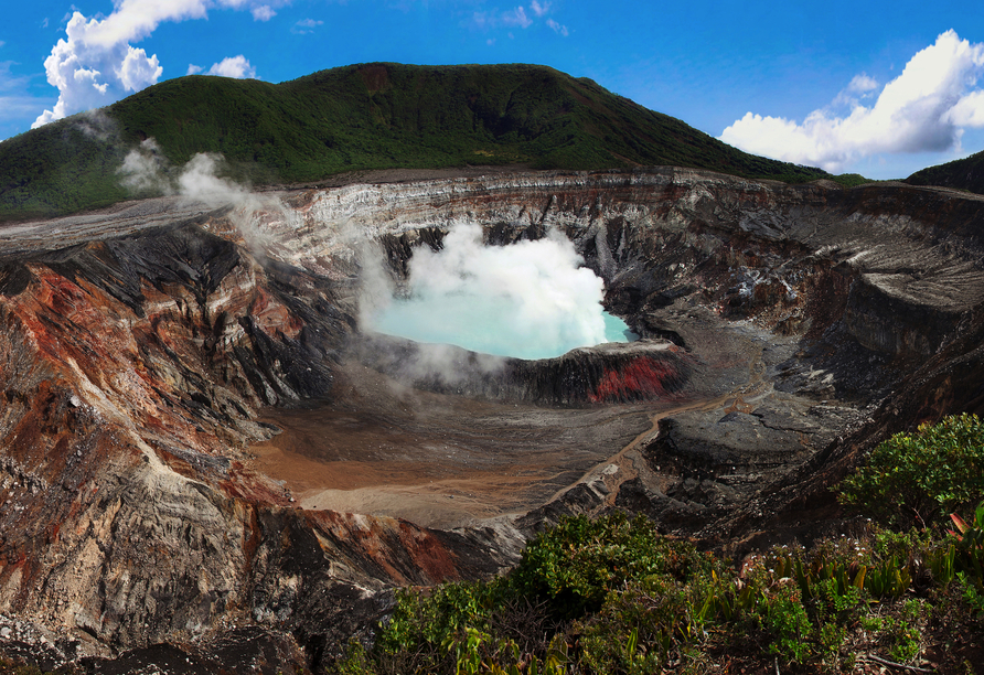 Beobachten Sie das unvorstellbare Naturschauspiel im Vulkan Poás Nationalpark.