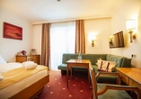 Beispiel eines Doppelzimmers Superior im Hotel Germania Gastein