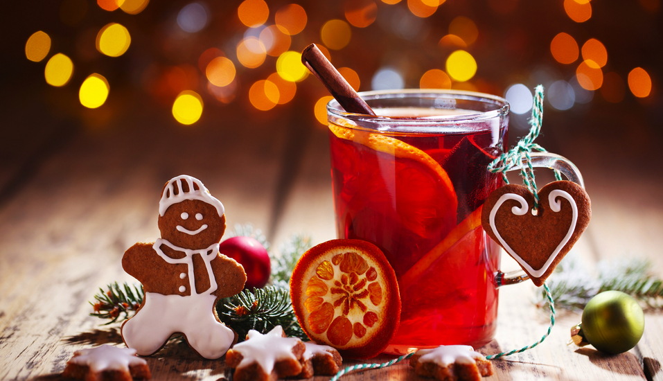 Wärmen Sie sich mit einem köstlichen Glühwein auf.