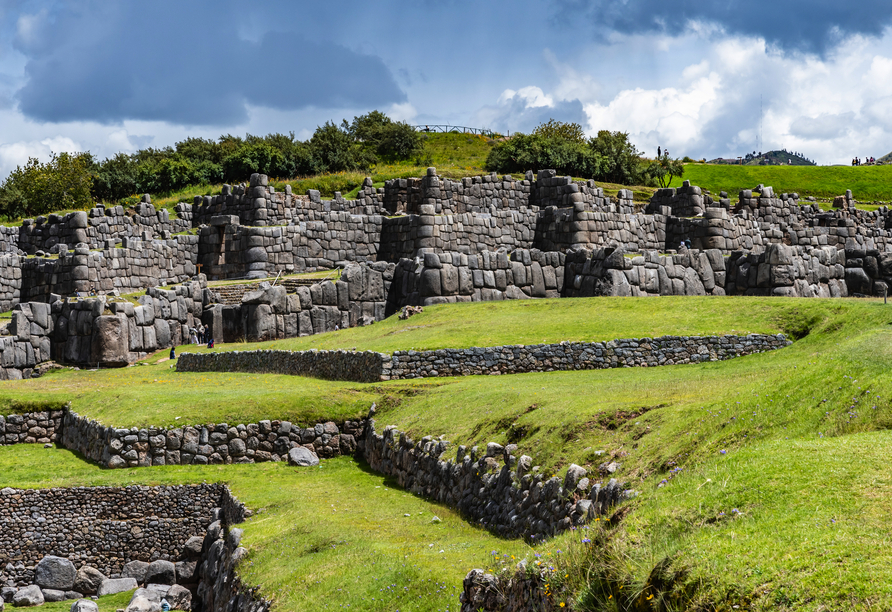 In Cusco sehen Sie auch die archäologische Anlage der Festungsruine Sacsayhuamán.