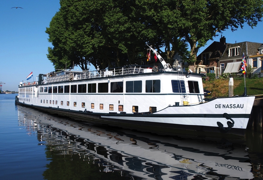 Außenansicht Ihres Schiffes De Nassau