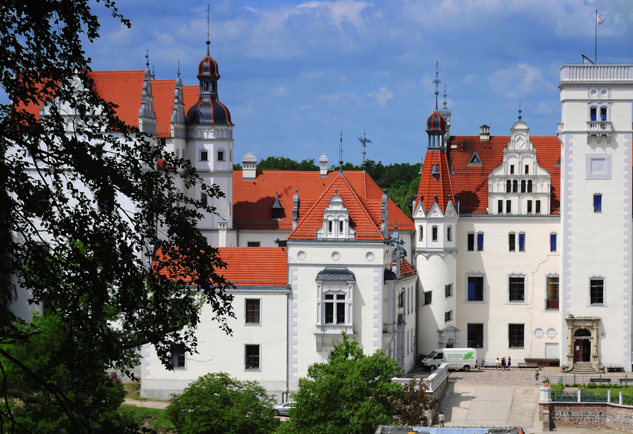 Wie wäre es mit einem Ausflug zum märchenhaft schönen Schloss Boitzenburg?