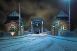 Die Kaiser-Wilhelm-Brücke ist auch in winterlicher Beleuchtung sehenswert. 