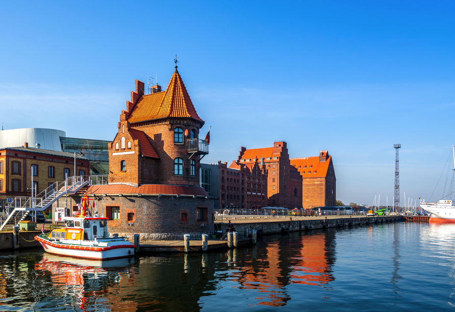 Das Lotsenhaus am Hafen von Stralsund ist ein schönes Fotomotiv.