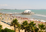 In Durrës können Sie hervorragend am Strand entspannen.