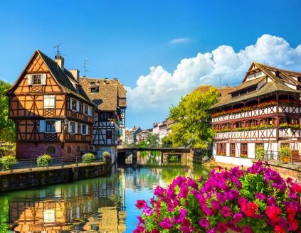Schlendern Sie in Straßburg durch die pittoresken Gässchen der Altstadt...