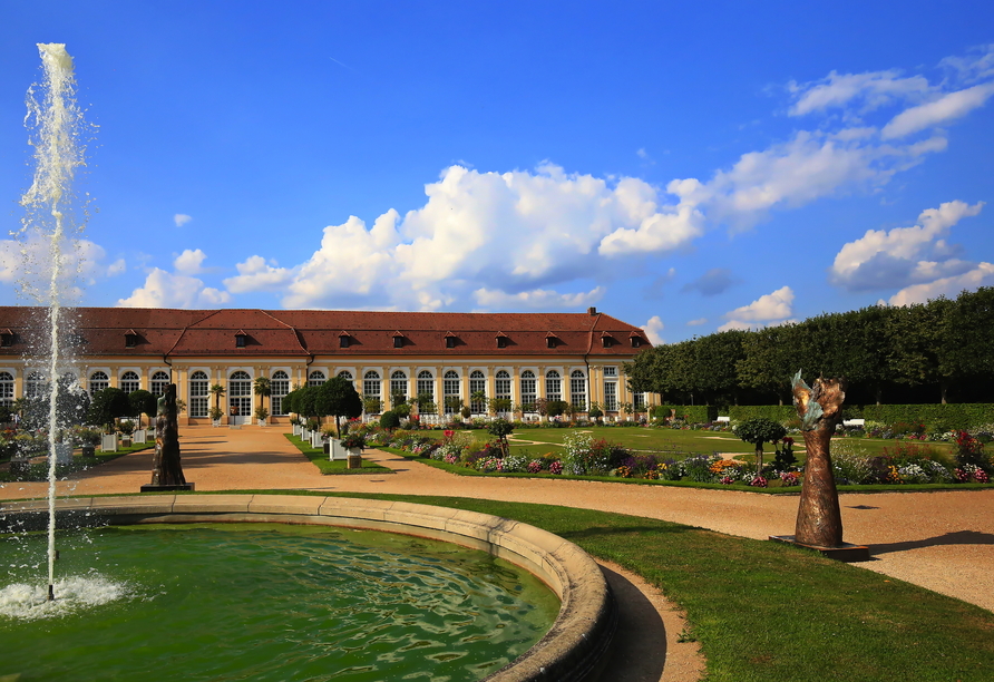 Besuchen Sie unbedingt auch die Residenz Ansbach mit Orangerie und Hofgarten.