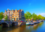 Erleben Sie die niederländische Hauptstadt Amsterdam.