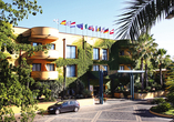 In Ihrem Ferienhotel Caesar Palace Giardini Naxos erwartet Sie eine erholsame Woche.