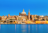Schlendern Sie durch die hübschen Gassen von Valletta auf Malta.