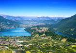 Der Lago di Caldonazzo mit dem Lago di Levico direkt daneben ist nicht weit entfernt vom Grand Hotel Astoria.