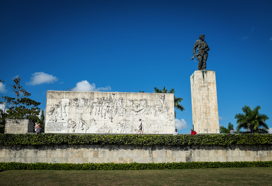 Besichtigen Sie das Mausoleum des kubanischen Nationalhelden Che Guevara in Santa Clara.