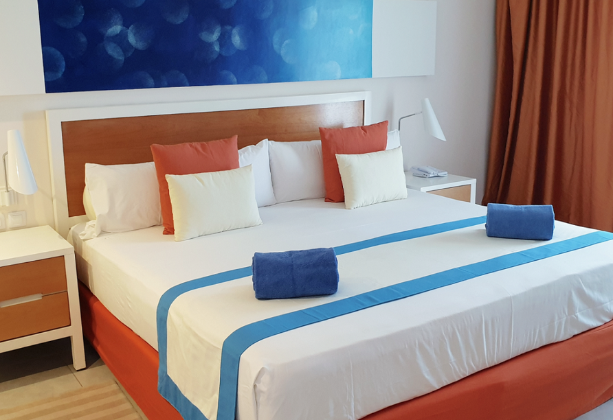 Beispiel Doppelzimmer im Grand Aston Cayo Las Brujas Beach Resort & Spa
