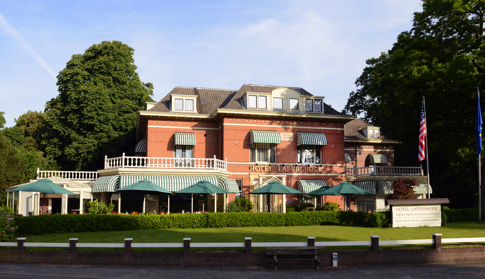 Außenansicht des Amrâth Hotel Lapershoek Arenapark in Hilversum