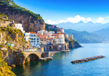 Die überwältigende Schönheit von Amalfi und der gleichnamigen Küste bietet unvergessliche Eindrücke und großartige Fotomotive.