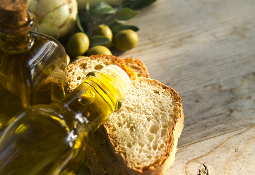 Im Rahmen Ihres inkludierten Ausflugspakets dürfen Sie sich auch auf eine Olivenöl-Verkostung freuen.