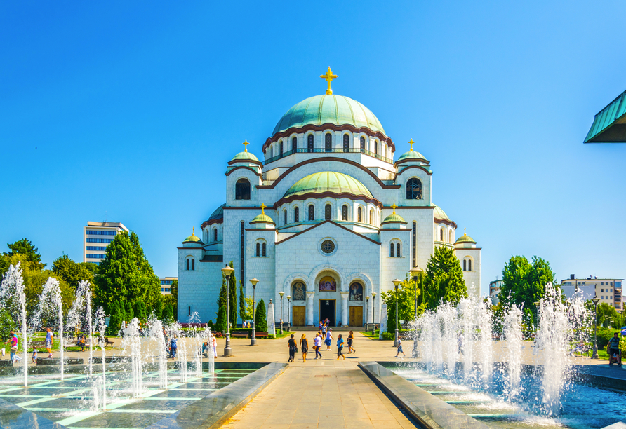 Der imposante Dom des Heiligen Sava in Belgrad