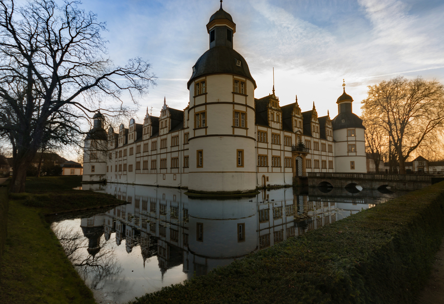 Das Schloss Neuhaus in Paderborn ist einen Besuch wert.