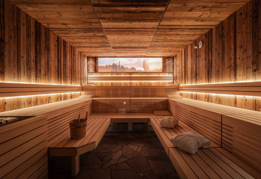 Genießen Sie Ihre Auszeit in der Sauna des Bergresorts Seefeld.
