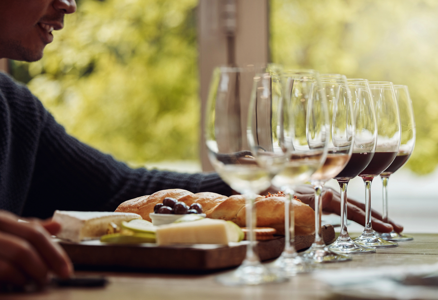 Freuen Sie sich auf eine Wein- und Käseprobe in den Winelands.