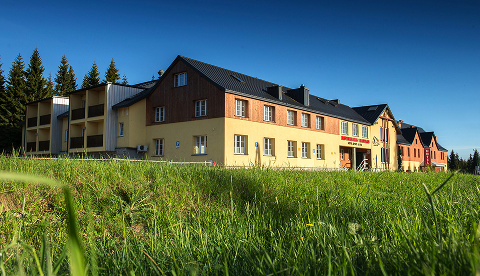 Das Hotel Biathlon Sport & Resort in Szklarska Poreba (Schreiberhau) bietet Ihnen alles, was zu einem Urlaub dazugehört.