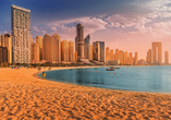 Gönnen Sie sich eine Auszeit am Jumeirah Beach in Dubai.