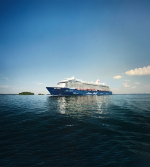 Außenansicht der Mein Schiff 6