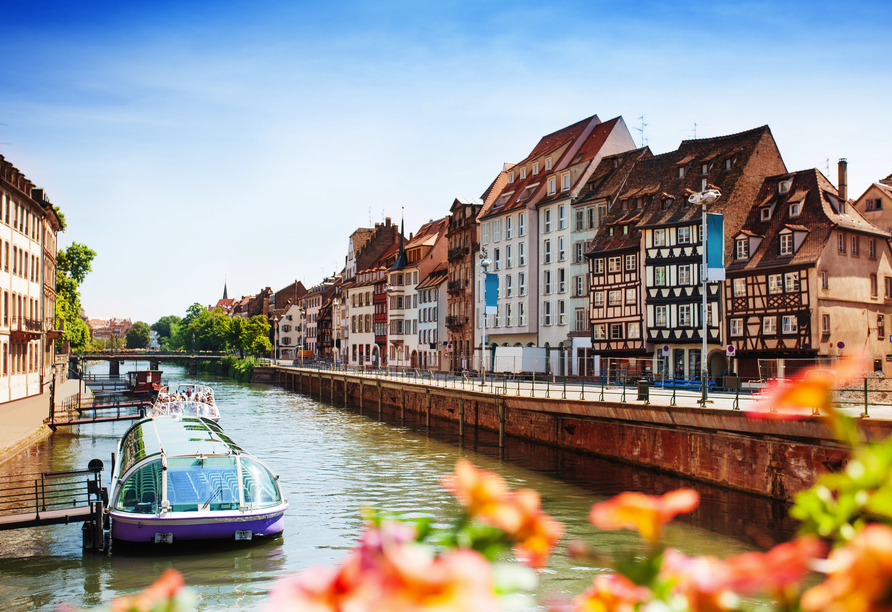 Freuen Sie sich auf eine Reise ins romantische Straßburg.