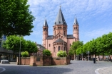 Der Mainzer Dom St. Martin hat eine über 1.000-jährige Geschichte und zählt zu den drei rheinischen Kaiserdomen.