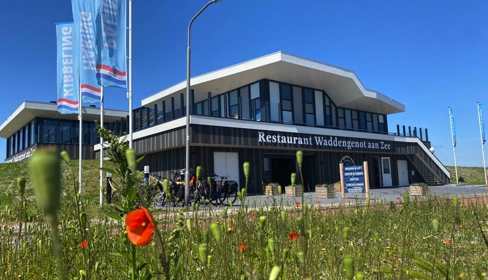 Das am Meer gelegene Waddengenot aan Zee ist das Partner-Restaurant in Lauwersoog.