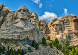 Erkennen Sie die vier Präsidenten im Mount Rushmore National Memorial am Mount Rushmore in Süddakota.