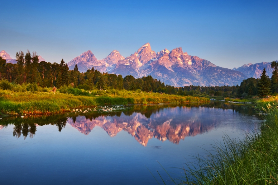 Die Naturkulisse des Grand Teton Nationalparks ist magisch anzusehen.