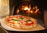 Probieren Sie unbedingt eine original neapolitanische Pizza!