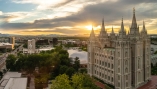 Der imposante Mormonentempel in Salt Lake City, Utah, wird Sie in den Bann ziehen.