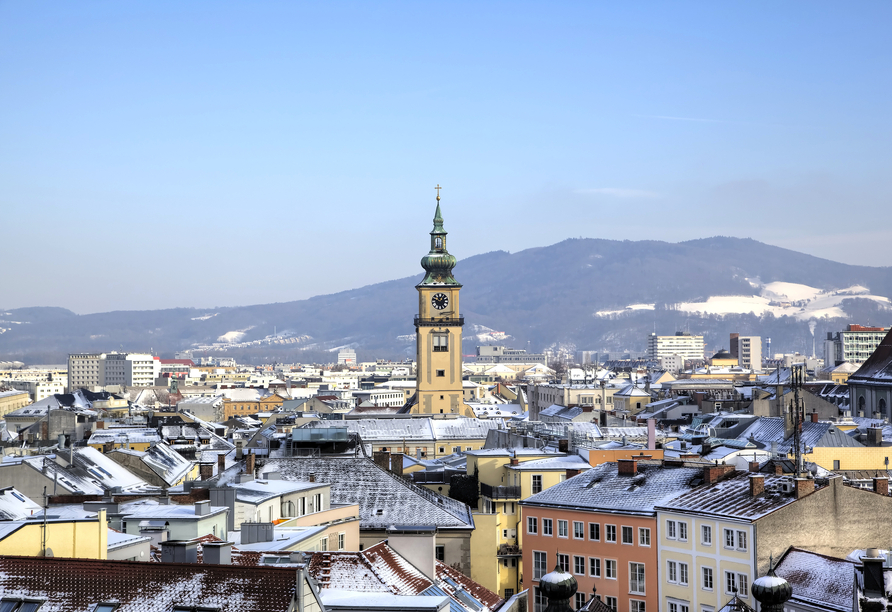 Blick auf das winterliche Linz 