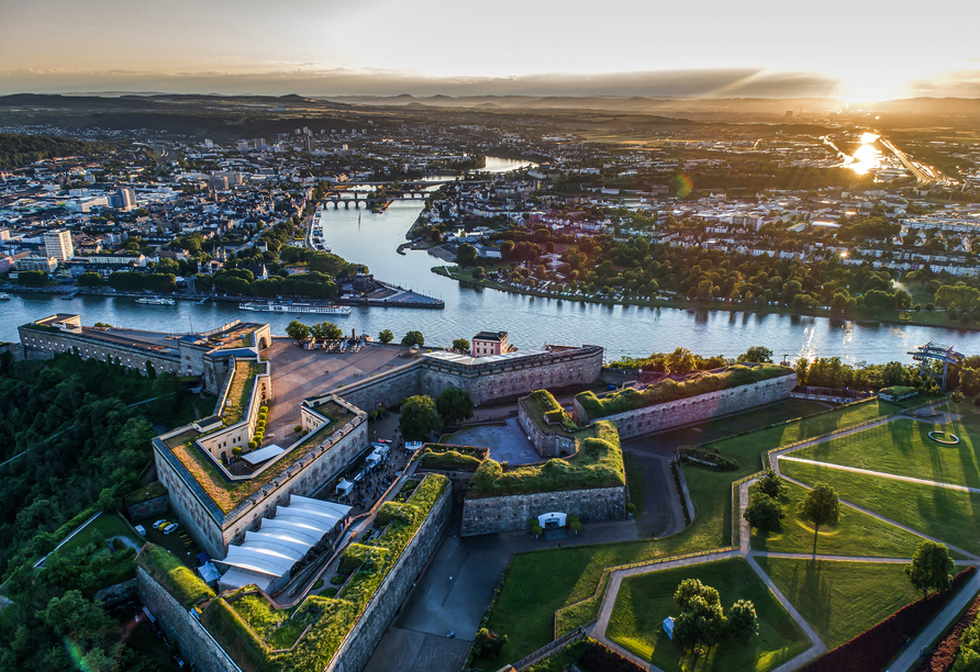 Festung Ehrenbreitstein in Koblenz mit Blick auf das Deutsche Eck