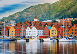 Bergen ist UNESCO-Welterbestadt und Europäische Kulturhauptstadt sowie das Tor zu den norwegischen Fjorden.