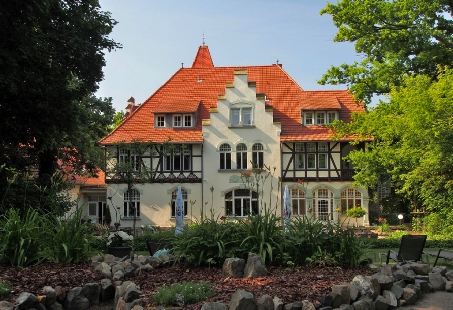 Das Hotel Schlossvilla Derenburg heißt Sie herzlich willkommen im Harz!