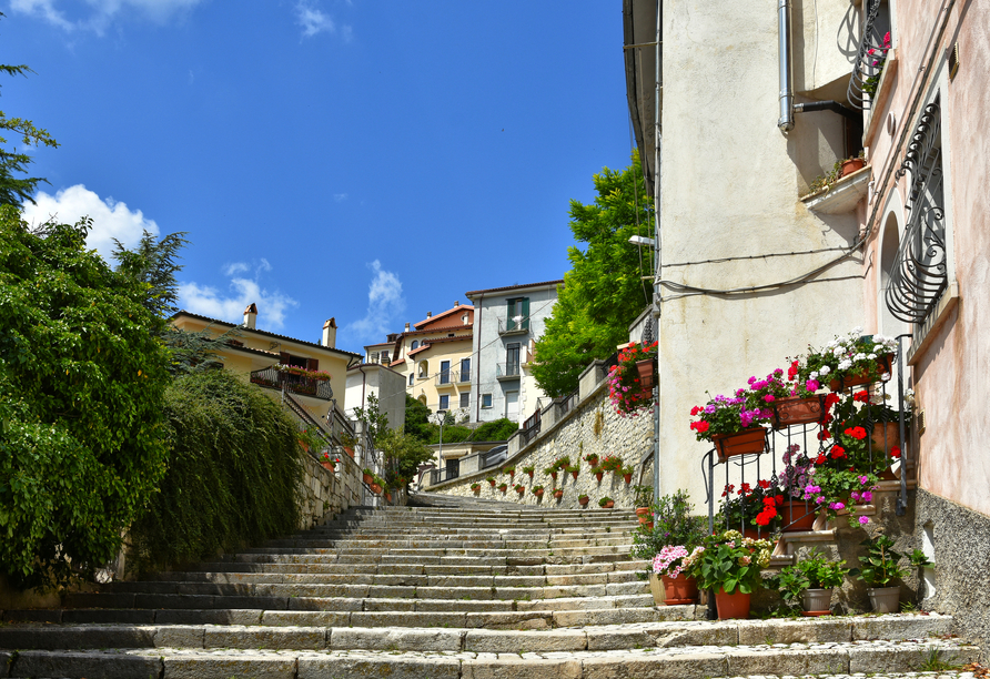 Besichtigen Sie die Dörfer der Gegend wie Castel di Sangro.