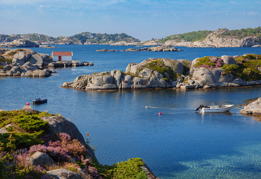 Machen Sie eine Bootstour durch den Schärengarten von Kristiansand.