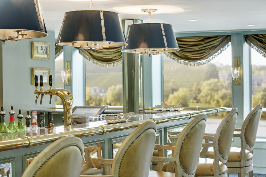 Die Bar Ihres Flussschiffes COMPASS EMPRESS