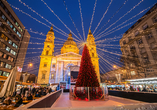 Weihnachtsmarkt auf dem St. Stephans-Platz in Budapest