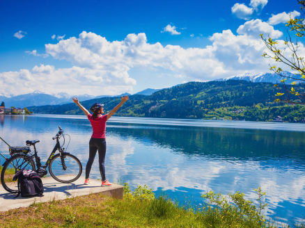 Genießen Sie eine traumhafte Radreise entlang der Seeufer Österreichs. 