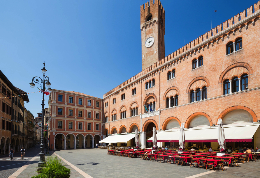 Zentraler Treffpunkt von Treviso ist die Piazza dei Signor.