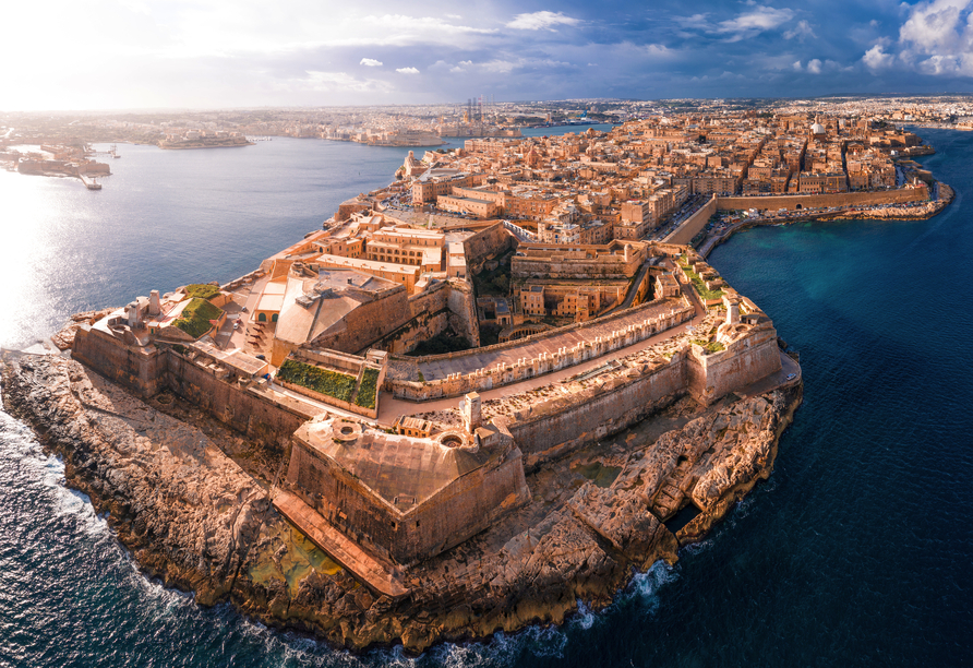 Zum Ende Ihrer Reise erwarten Sie 4 Nächte in der Kulturhauptstadt Valletta auf Malta.