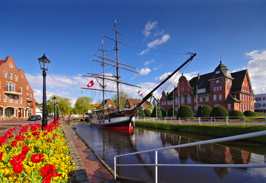 Papenburg ist ein beliebtes Ausflugsziel und lebt vom maritimen Flair.
