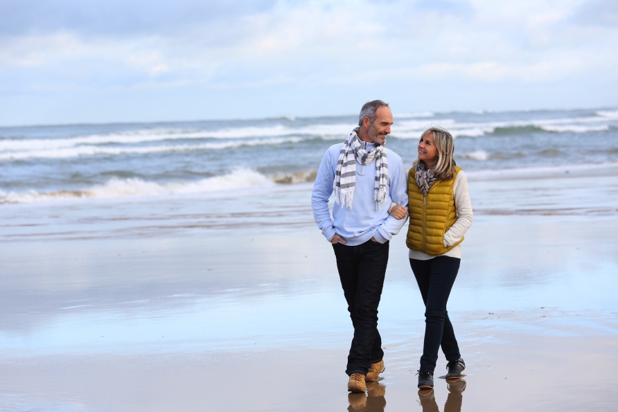 Unternehmen Sie ausgiebige Strandspaziergänge bei frischer, winterlicher Luft.