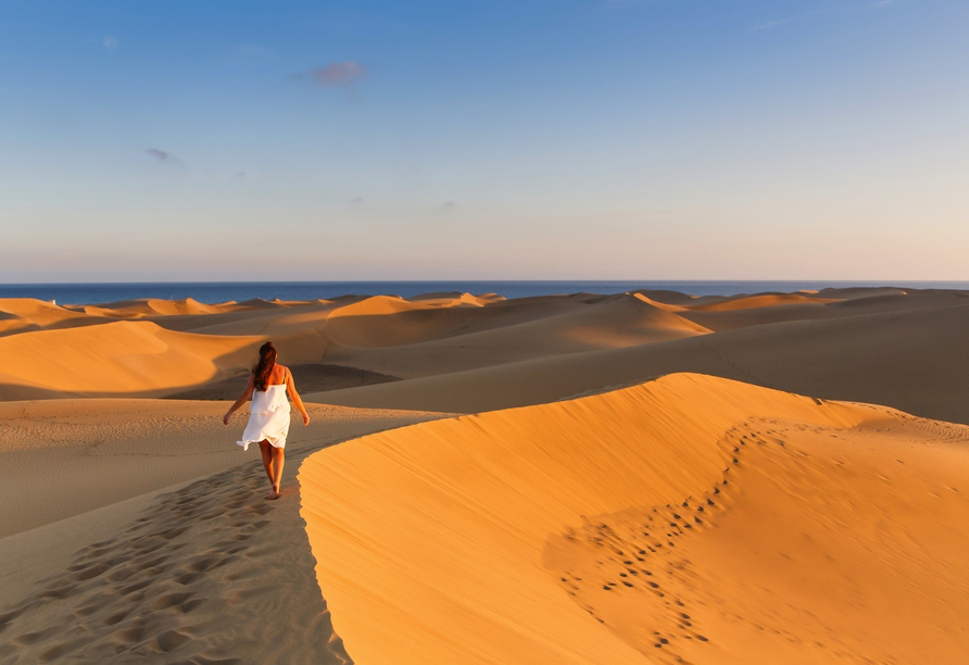 Freuen Sie sich auf die beeindruckenden goldenen Dünen von Maspalomas auf Gran Canaria.
